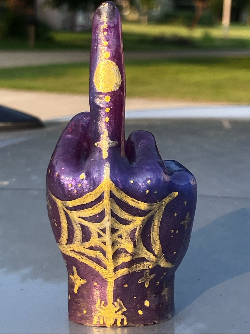 Spider resin hand decor